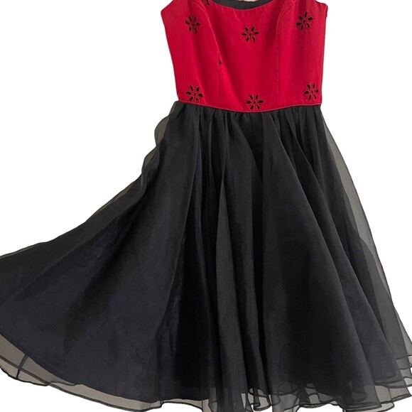 Betsy Johnson Evening Dress Size S Red Embroidered Top Black Puffy Chiffon Skirt - Picture 3 of 13